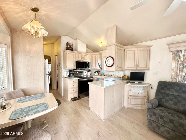 111 S GREENFIELD Road 603, Mesa, AZ 85206