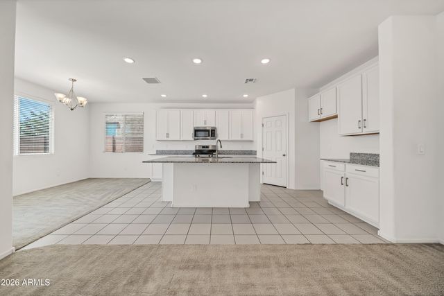6808 N 88TH Lane, Glendale, AZ 85305