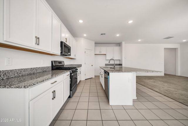 6808 N 88TH Lane, Glendale, AZ 85305