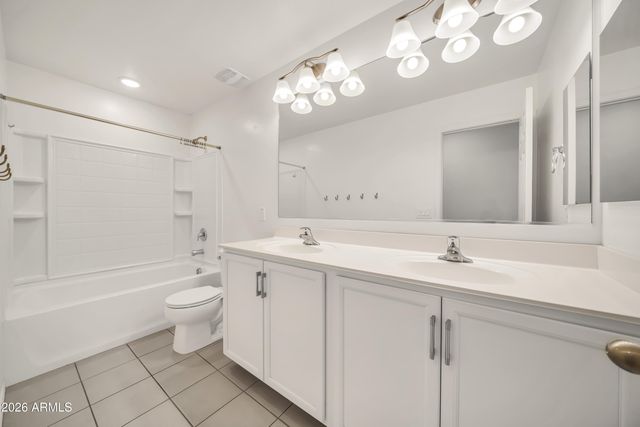 6808 N 88TH Lane, Glendale, AZ 85305