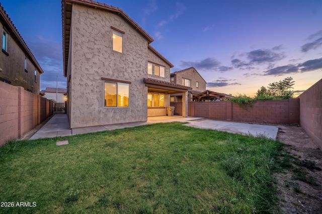 6808 N 88TH Lane, Glendale, AZ 85305
