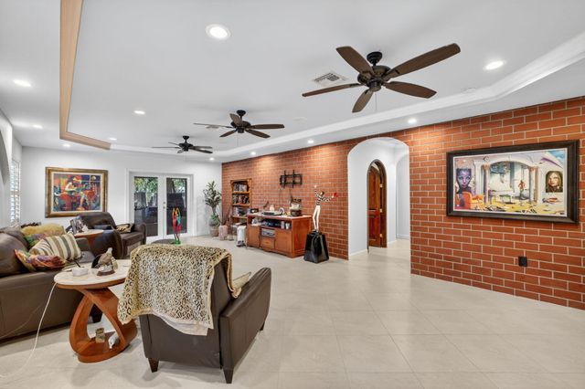 1412 NE 15th Avenue, Fort Lauderdale, FL 33304