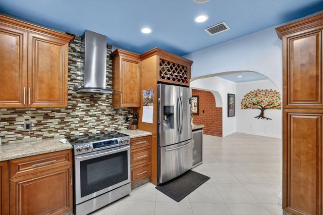 1412 NE 15th Avenue, Fort Lauderdale, FL 33304