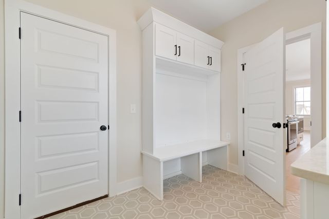 1006 Pheasant Run Ct, Spring Hill, TN 37174