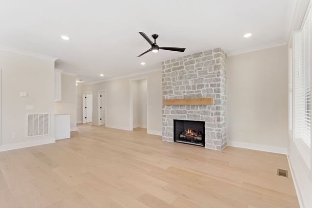 1006 Pheasant Run Ct, Spring Hill, TN 37174