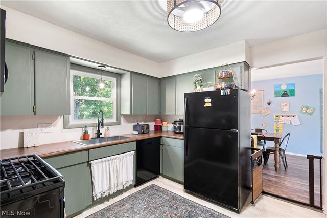 3112 Beaumont Avenue NW, Massillon, OH 44647