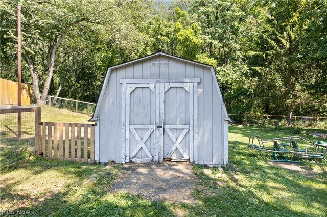 3112 Beaumont Avenue NW, Massillon, OH 44647