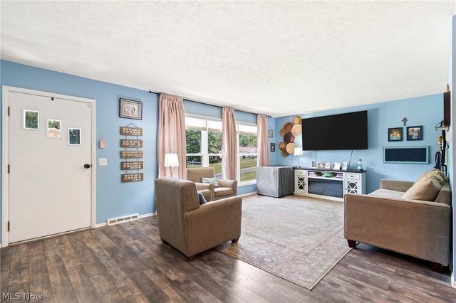 3112 Beaumont Avenue NW, Massillon, OH 44647
