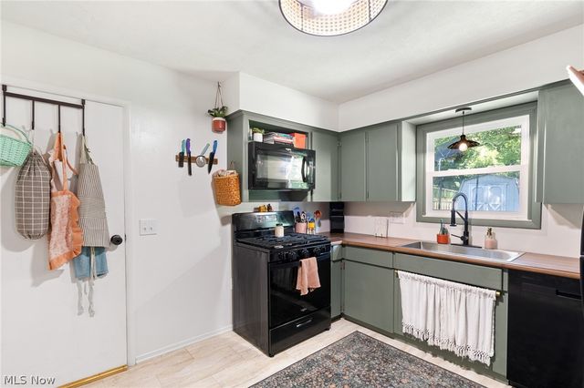 3112 Beaumont Avenue NW, Massillon, OH 44647