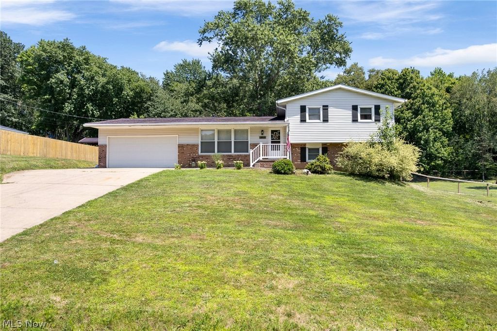 3112 Beaumont Avenue NW, Massillon, OH 44647