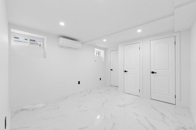 115-39 202nd Street, Saint Albans, NY 11412