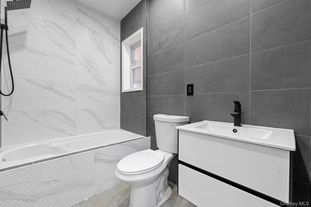 115-39 202nd Street, Saint Albans, NY 11412