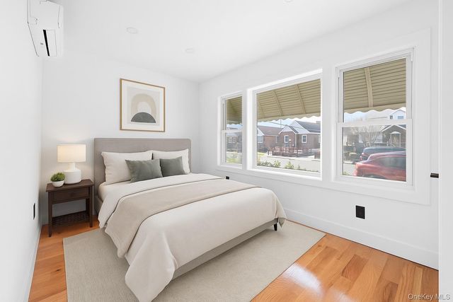 115-39 202nd Street, Saint Albans, NY 11412