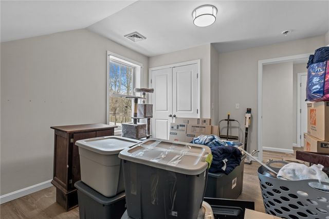 5 Hill Street 3, Smithfield, RI 02917