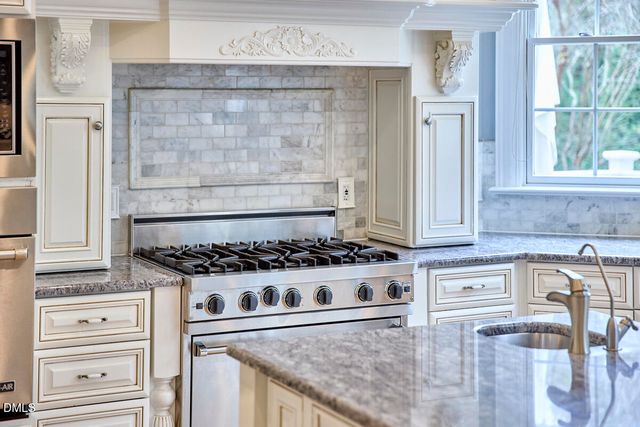 405 Meadowmont Lane, Chapel Hill, NC 27517