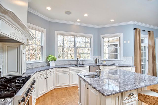 405 Meadowmont Lane, Chapel Hill, NC 27517