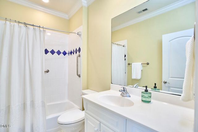 405 Meadowmont Lane, Chapel Hill, NC 27517