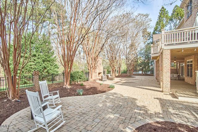 405 Meadowmont Lane, Chapel Hill, NC 27517