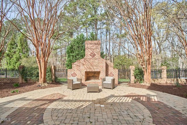 405 Meadowmont Lane, Chapel Hill, NC 27517