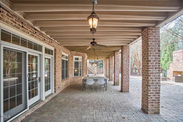 405 Meadowmont Lane, Chapel Hill, NC 27517