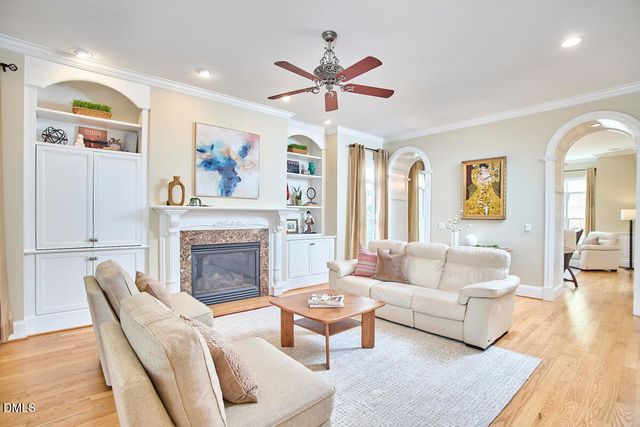 405 Meadowmont Lane, Chapel Hill, NC 27517