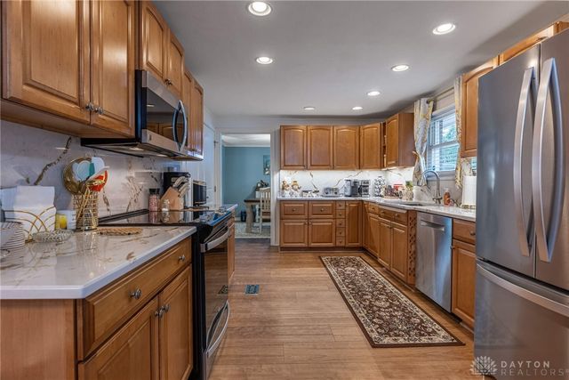 1631 Etta Kable Drive, Beavercreek, OH 45432