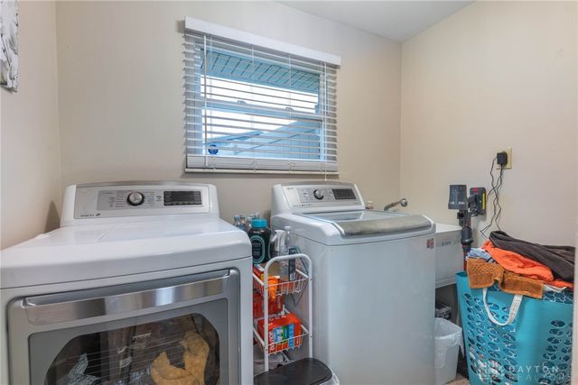 1631 Etta Kable Drive, Beavercreek, OH 45432