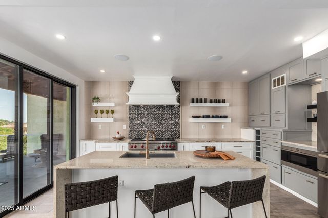 3800 E LINCOLN Drive 50, Phoenix, AZ 85018