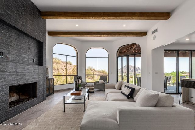 3800 E LINCOLN Drive 50, Phoenix, AZ 85018