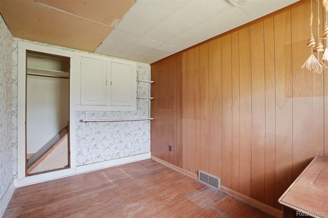 3405 W Coon Lake Road, Marion Township, MI 48843