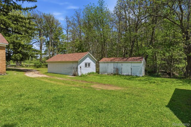 3405 W Coon Lake Road, Marion Township, MI 48843