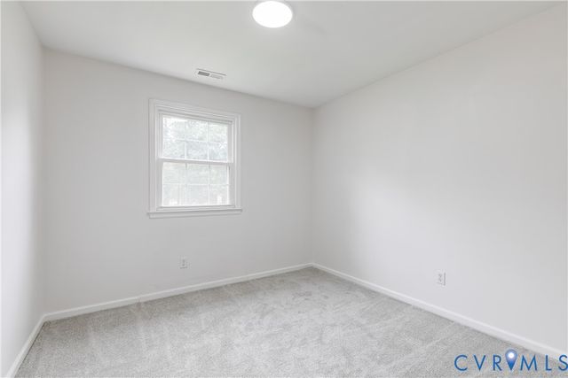 3908 Grovewood Rd, Hopewell, VA 23860