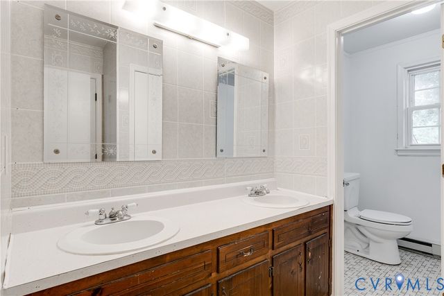 3908 Grovewood Rd, Hopewell, VA 23860