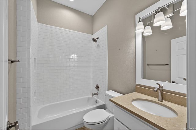 3213 FALLING BRK, San Antonio, TX 78258