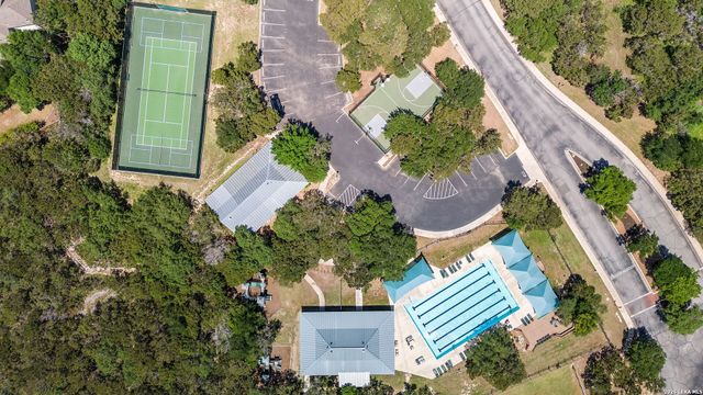 3213 FALLING BRK, San Antonio, TX 78258