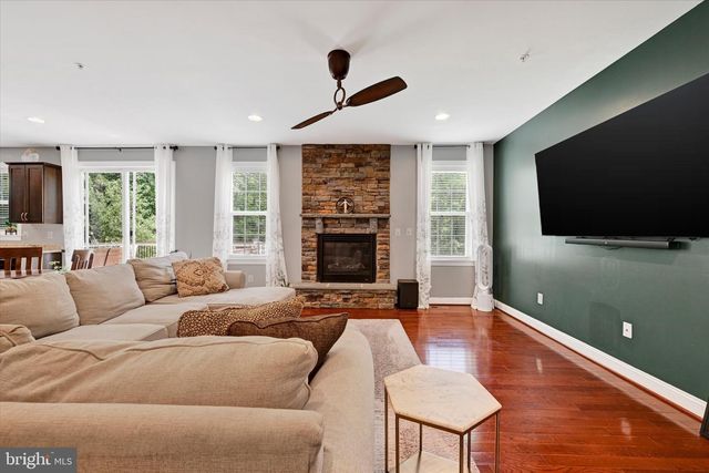 7510 LEAFY TREE LN, Ellicott City, MD 21043