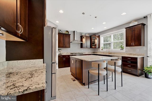 7510 LEAFY TREE LN, Ellicott City, MD 21043