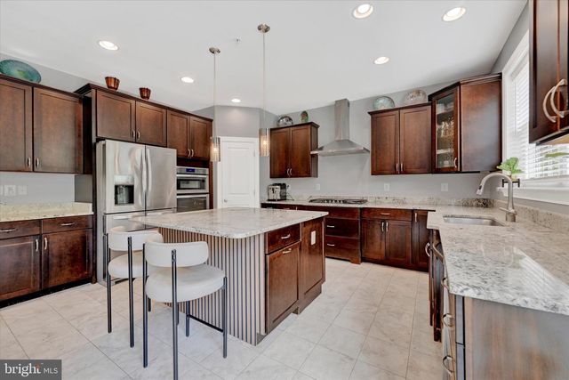 7510 LEAFY TREE LN, Ellicott City, MD 21043
