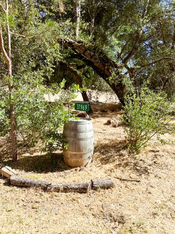 37969 Road 422, Oakhurst, CA 93644