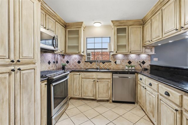 1414 Park Meadow, Katy, TX 77450