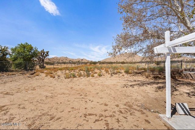 39523 E 161st Street, Palmdale, CA 93591