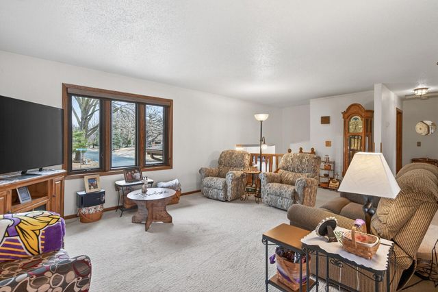 6400 Starlite Circle NE, Fridley, MN 55432