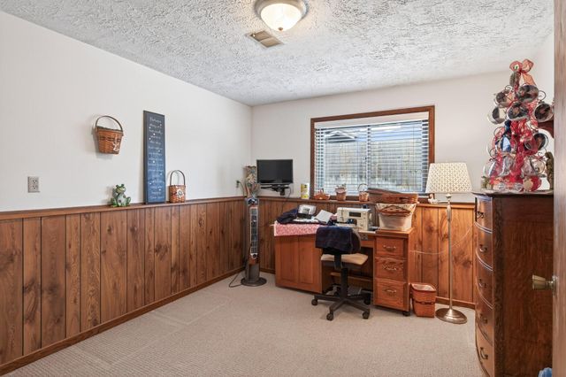 6400 Starlite Circle NE, Fridley, MN 55432