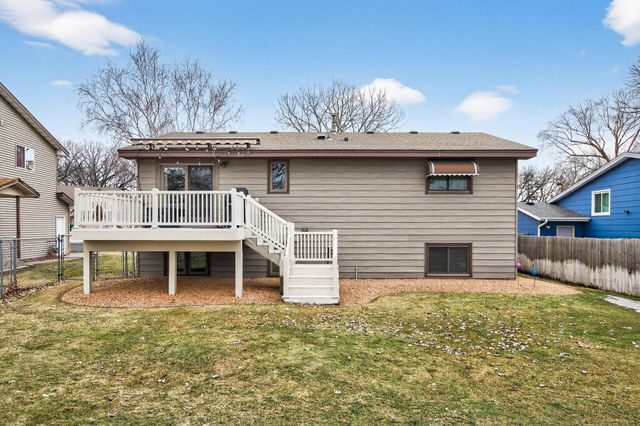 6400 Starlite Circle NE, Fridley, MN 55432