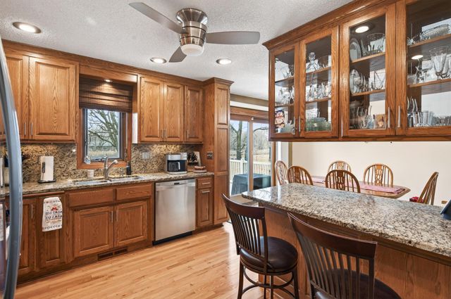 6400 Starlite Circle NE, Fridley, MN 55432