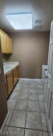 5316 Bright Sun Court, Las Vegas, NV 89130