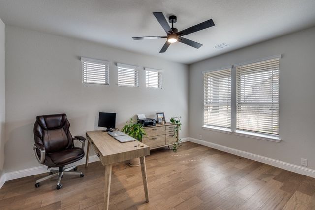 3004 Emerald Trace Drive, Denton, TX 76226