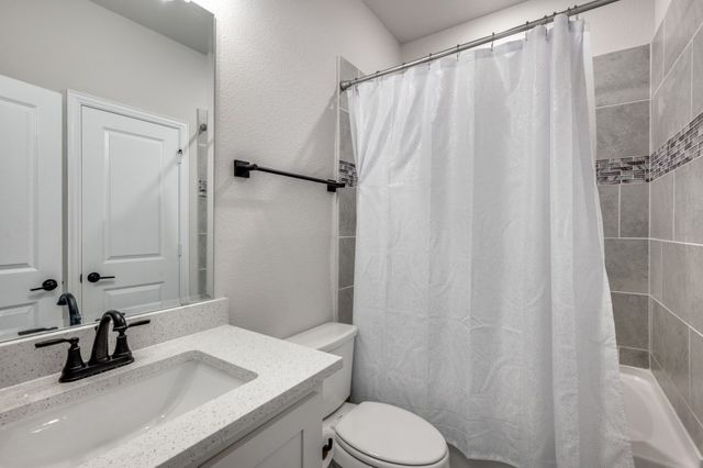 3004 Emerald Trace Drive, Denton, TX 76226