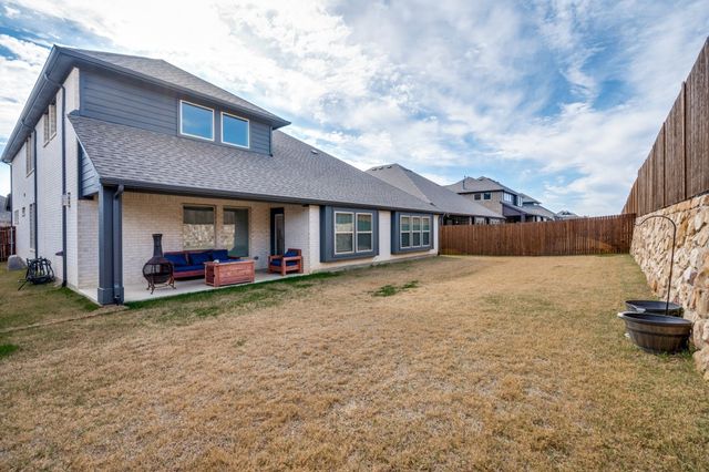 3004 Emerald Trace Drive, Denton, TX 76226