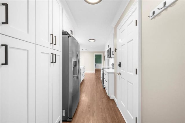 5042 Waterford Drive SW, Mableton, GA 30126